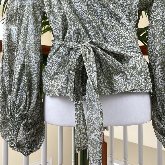 MICHAEL KORS ~ Cotton Paisley-Print Wrap Top ~ Army Green ~ Size: M ~NWT! - Picture 2 of 10